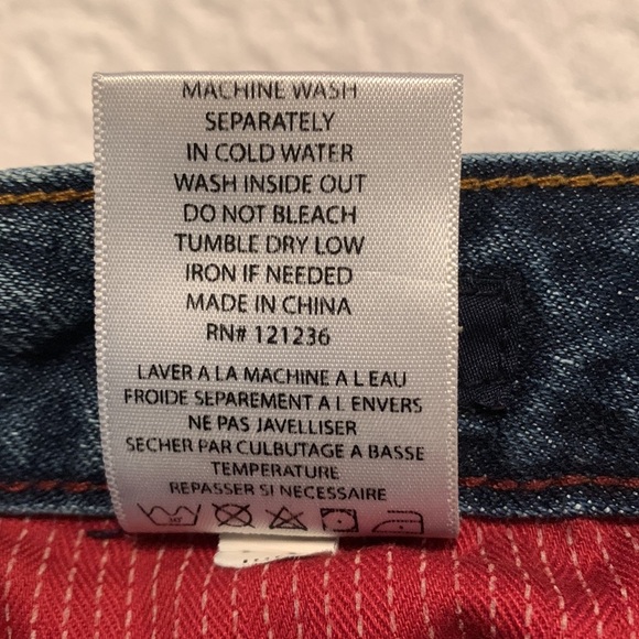 Cult of Individuality Logan Distressed Denim Short With Frayed trim - Picture 9 of 16